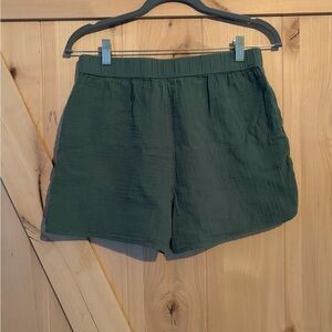 Universal Thread Olive Green Women's Shorts